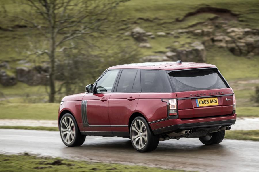  Land Rover Range Rover SVAutobiography Dynamic 2016 года  (UK) (фото 21 из 35)